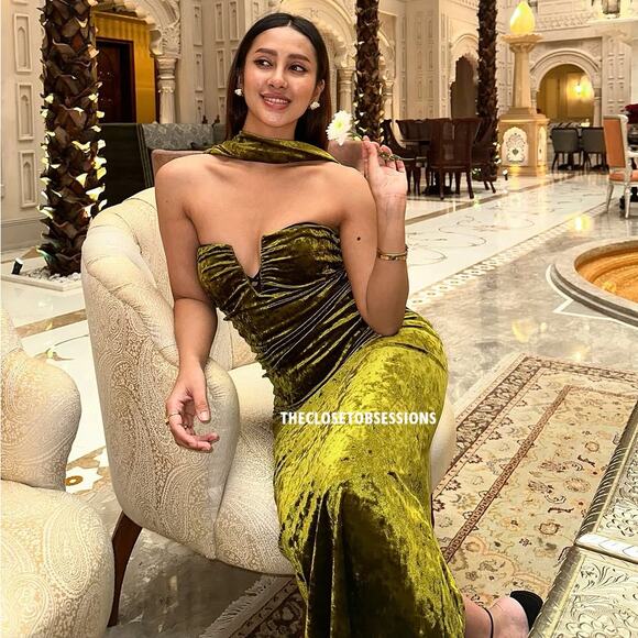 ZARA BLOGGER FAVE!!! Fitted Midi Dress NWT - Picture 10 of 16